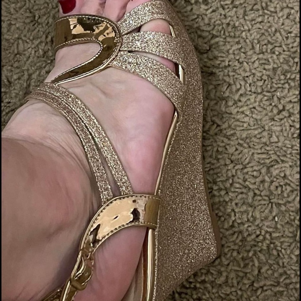 Gold glitter wedges